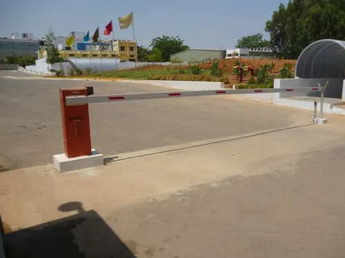 Boom Barrier vs Sliding Gate